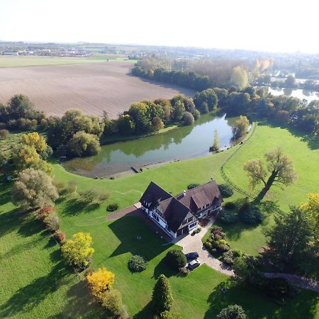 Domaine D'Aveluy Bed and Breakfast Exterior foto